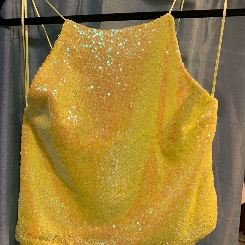 Yellow sequin Zara top.